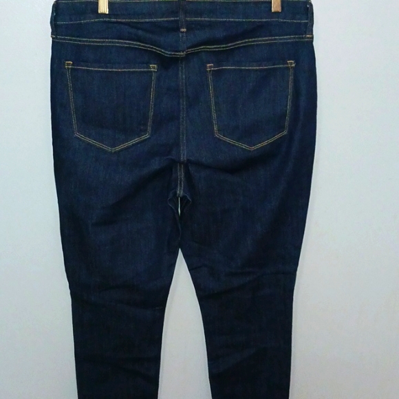 Super skinny old Navy NWT size 16 high Rise Dark Blue Jean stretch zipper pocket - Picture 4 of 5